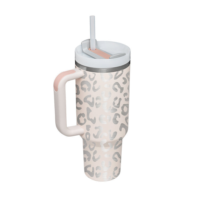 Thirsty Diva tumbler close-up of spill-proof lid and reusable straw